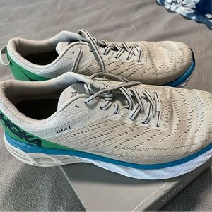 Hoka Arahi 4 men’s shoe 10.5